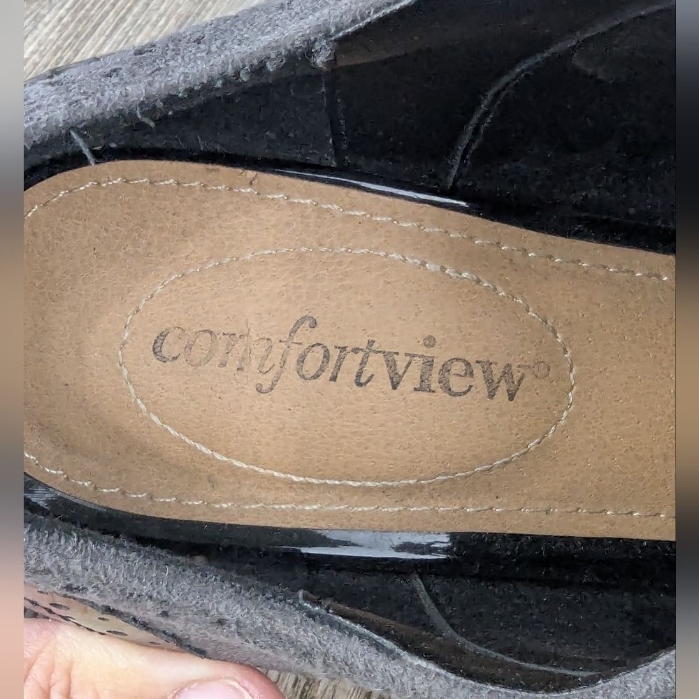 Comfortview Zani Size 9 Gray Suede & Black Patent Heels - Picture 9 of 12